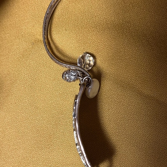 EUC bracelet - Picture 8 of 8